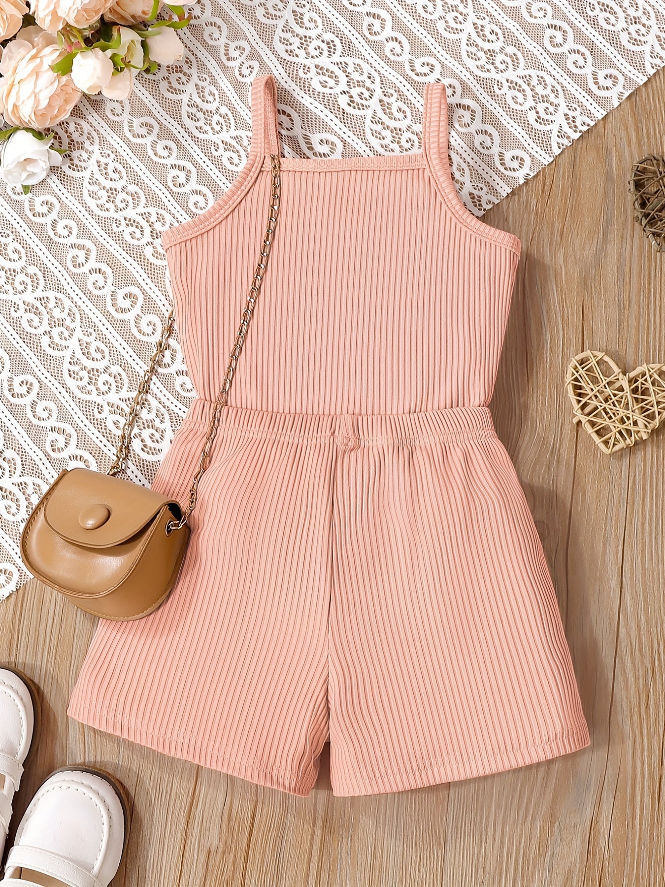 2pcs Toddler Girls Letter "MAMA'S MINI" Graphic Cami Top & Elastic Waist Shorts Set Kids Summer Clothes