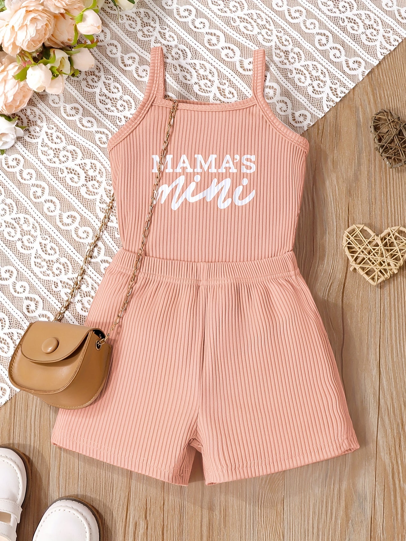 2pcs Toddler Girls Letter "MAMA'S MINI" Graphic Cami Top & Elastic Waist Shorts Set Kids Summer Clothes