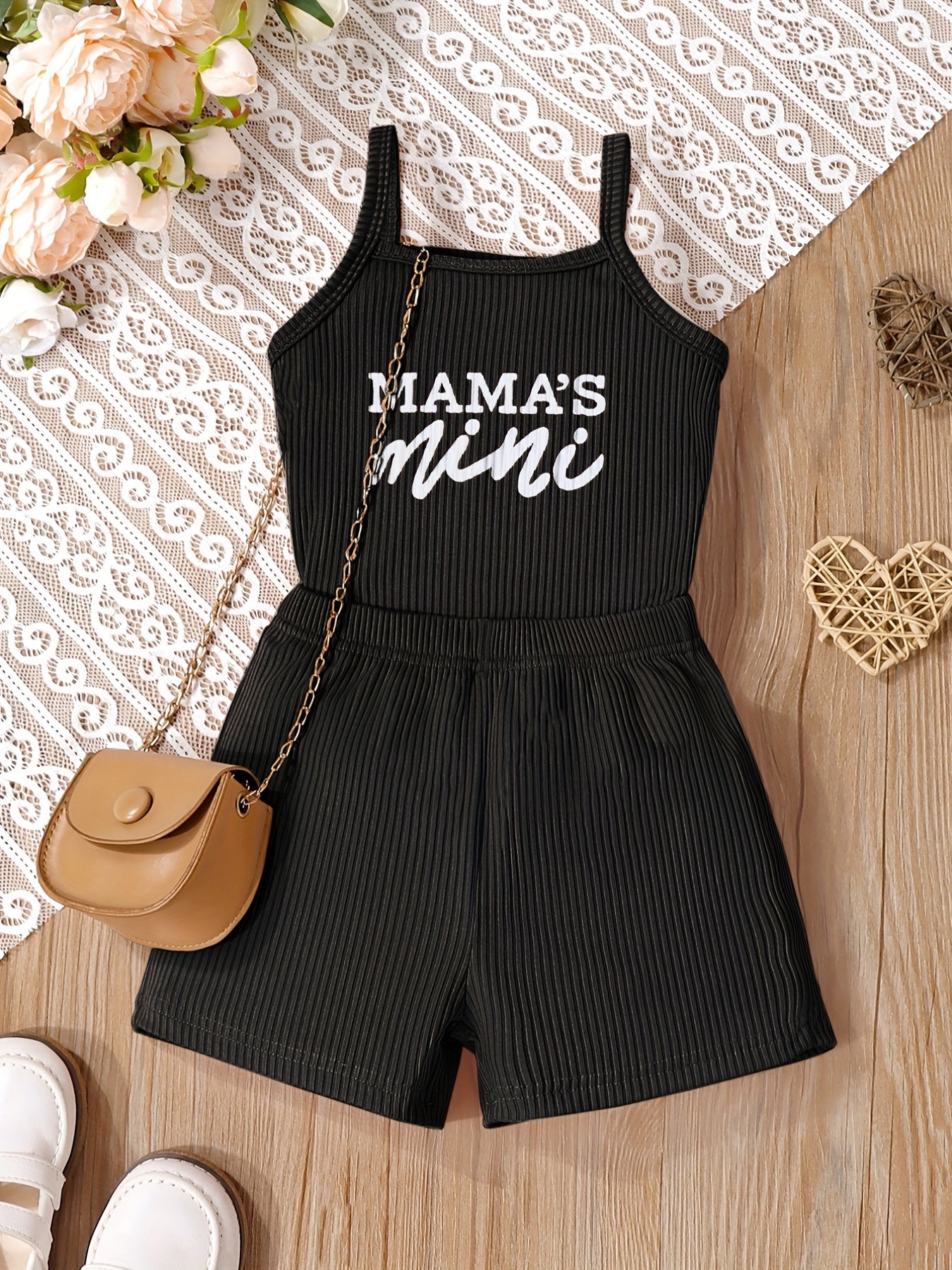 2pcs Toddler Girls Letter "MAMA'S MINI" Graphic Cami Top & Elastic Waist Shorts Set Kids Summer Clothes